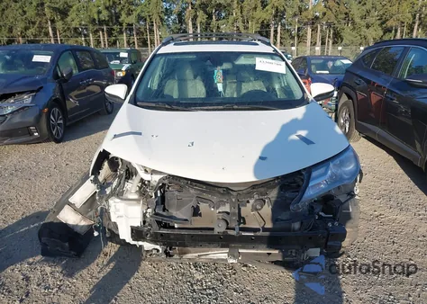 2015 Toyota Rav4 Limited z USA, uszkodzony, nr VIN 2T3DFREV7FW380533